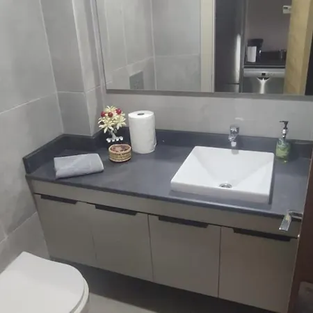 Apartman Spacious Flat Offers Jacuzzi Joy Nilüfer